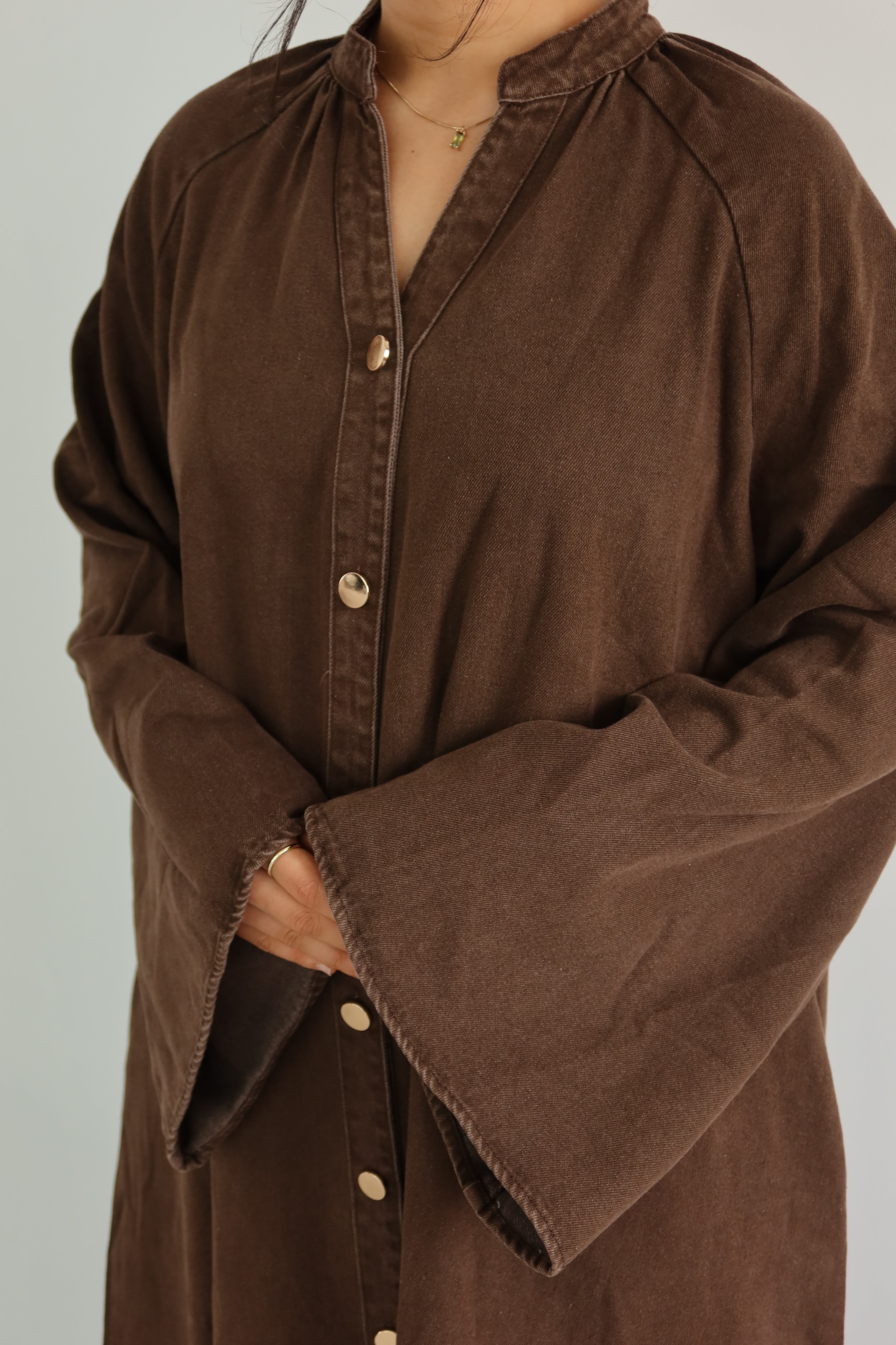 Amra Abaya